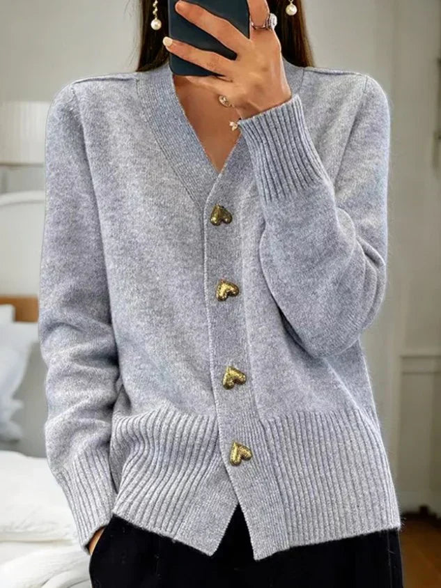 Roselle™ | Stickad Cardigan med Hjärtknappar för Kvinnor
