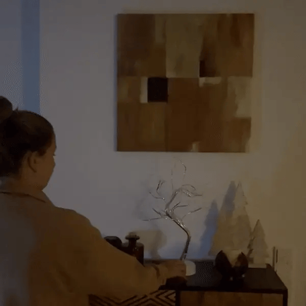 GlowTree™ | Skapa magi i vintermörkret med 108 varmvita LED-ljus