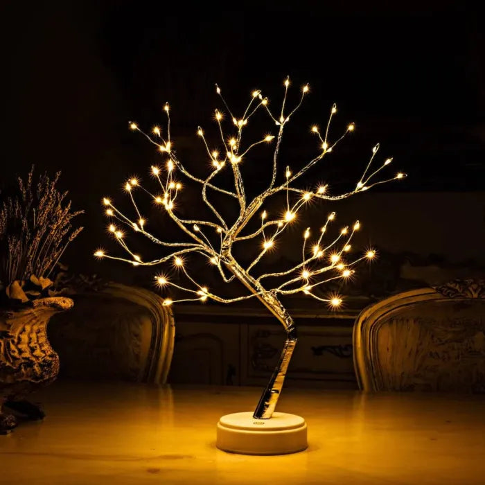 GlowTree™ | Skapa magi i vintermörkret med 108 varmvita LED-ljus