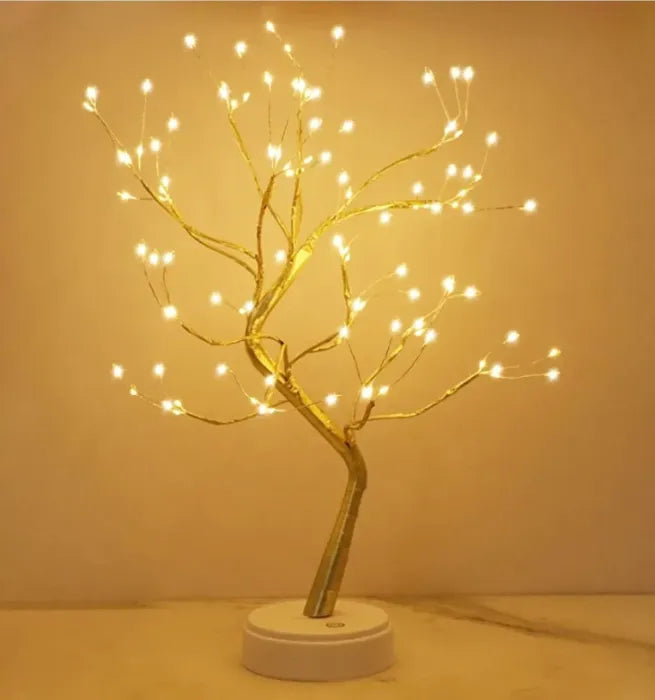 GlowTree™ | Skapa magi i vintermörkret med 108 varmvita LED-ljus